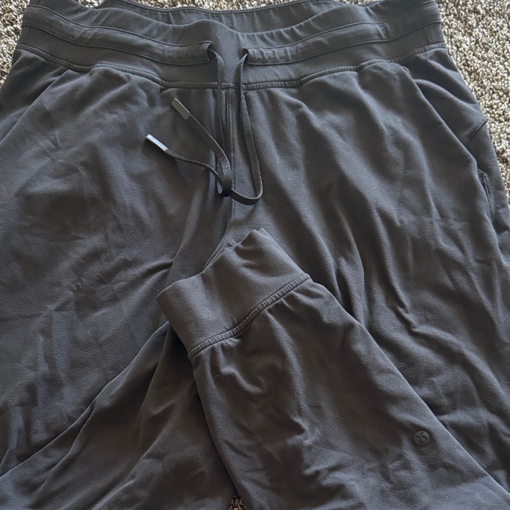 Lululemon Ready to Rulu Classic-Fit High Rise Jogger. Full length